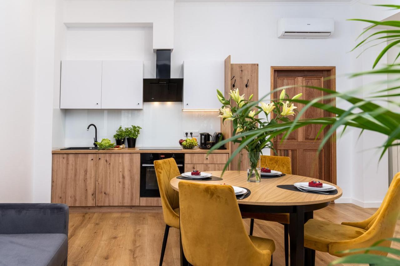 Beautiful Cracow Apartments By Cozyplace Krakow Luaran gambar