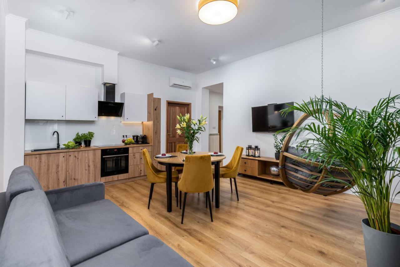 Beautiful Cracow Apartments By Cozyplace Krakow Luaran gambar
