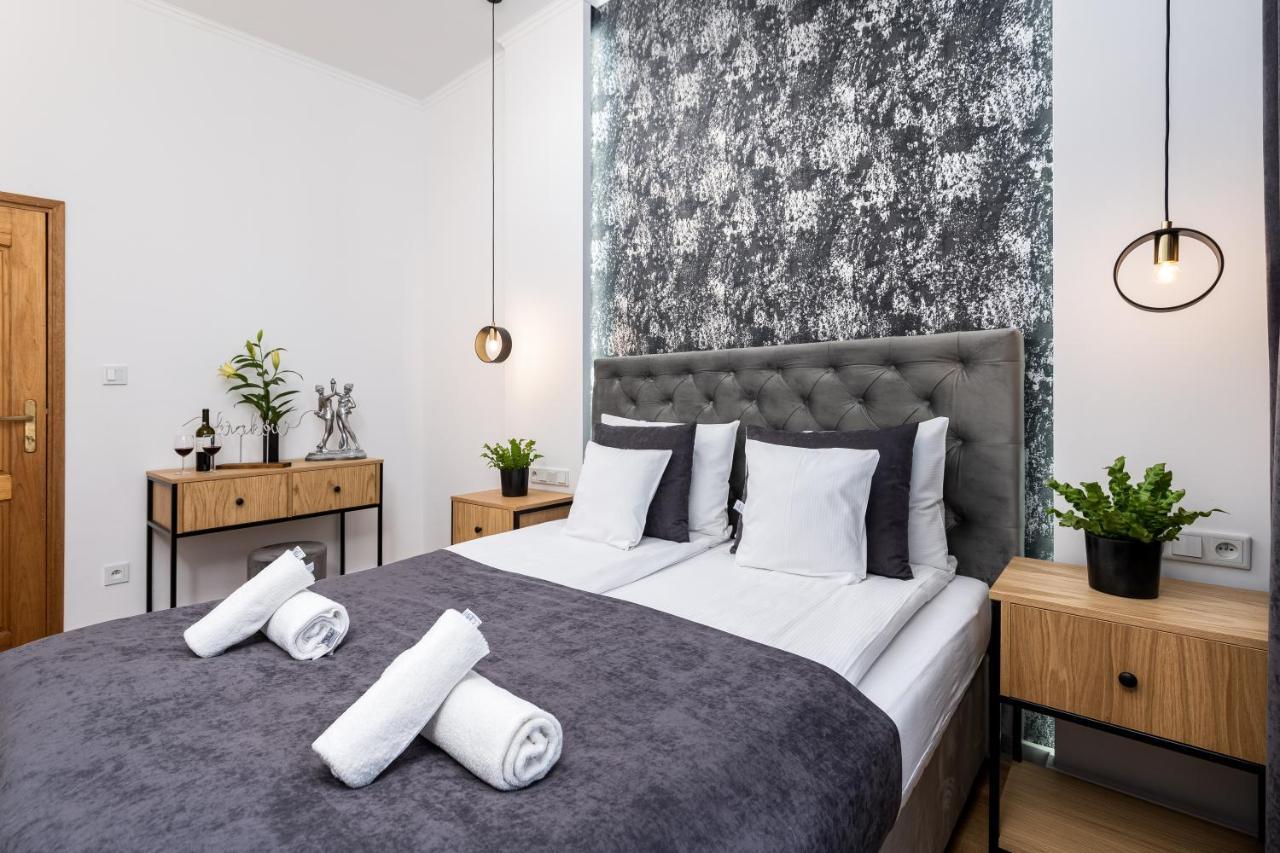 Beautiful Cracow Apartments By Cozyplace Krakow Luaran gambar