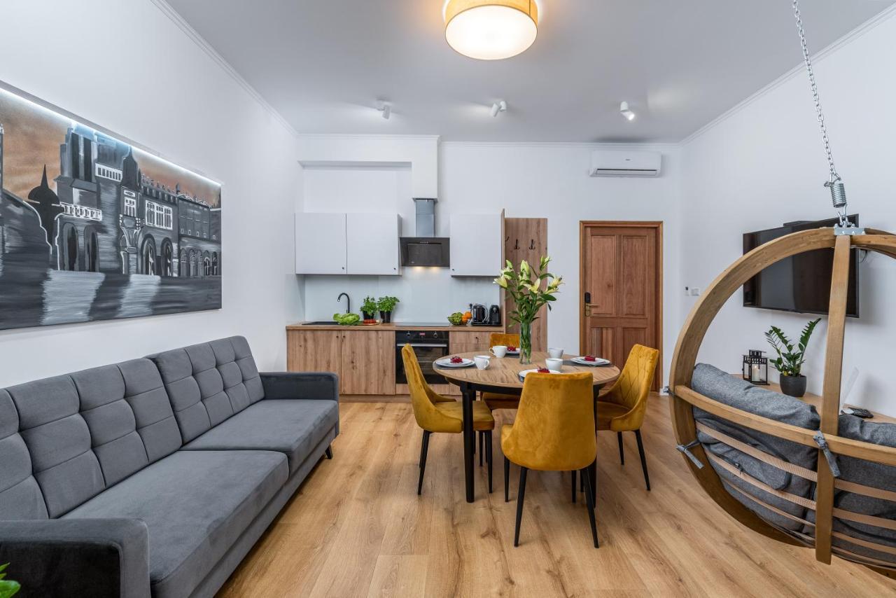 Beautiful Cracow Apartments By Cozyplace Krakow Luaran gambar